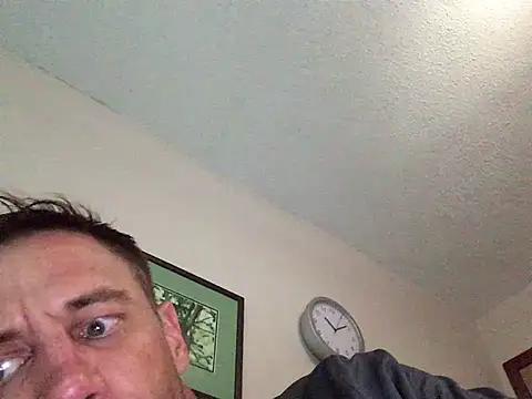 Highfrog1 online show from August 1, 2026, 12:32 am