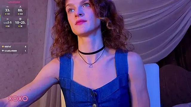 Snapshot of Soo_dreamy chatting on November 3, 2025, 1:29 am Soo dreamy online show from November 3, 2025, 1:29 am