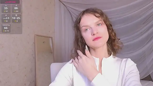 Snapshot of Soo_dreamy chatting on February 28, 2026, 1:28 am Soo dreamy online show from February 28, 2026, 1:28 am