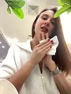 Snapshot of Dina_Tease chatting on December 2, 2024, 12:18 pm Dina Tease online show from December 2, 2024, 12:18 pm