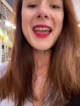 Snapshot of Dina_Tease chatting on January 5, 2025, 9:15 am Dina Tease online show from January 5, 2025, 9:15 am