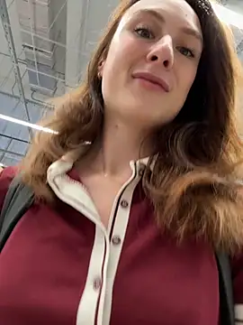 Snapshot of Dina_Tease chatting on September 9, 2025, 12:59 pm Dina Tease online show from September 9, 2025, 12:59 pm