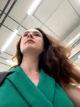 Snapshot of Dina_Tease chatting on September 11, 2025, 10:26 am Dina Tease online show from September 11, 2025, 10:26 am