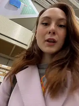 Snapshot of Dina_Tease chatting on October 6, 2025, 12:46 pm Dina Tease online show from October 6, 2025, 12:46 pm