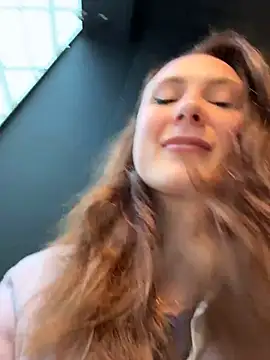 Snapshot of Dina_Tease chatting on October 31, 2025, 12:39 pm Dina Tease online show from October 31, 2025, 12:39 pm