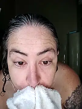 Snapshot of GraceHenderson chatting on November 19, 2025, 7:36 pm GraceHenderson online show from November 19, 2025, 7:36 pm