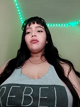 jacksyangeel2 online show from March 23, 2026, 1:04 pm