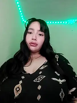 jacksyangeel2 online show from April 18, 2026, 10:19 am