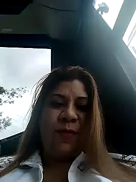 Snapshot of Laura-Hernandez chatting on January 26, 2025, 4:41 pm Laura-Hernandez online show from January 26, 2025, 4:41 pm