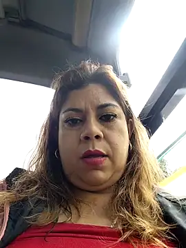 Laura-Hernandez online show from May 21, 2026, 3:19 pm