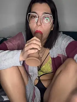 Snapshot of Porcella96 chatting on February 13, 2025, 10:11 pm Porcella96 online show from February 13, 2025, 10:11 pm