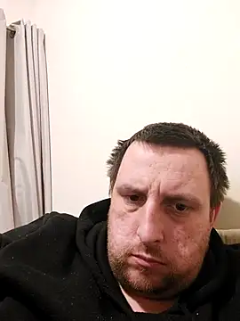 HE-M123 online show from March 22, 2025, 11:53 pm