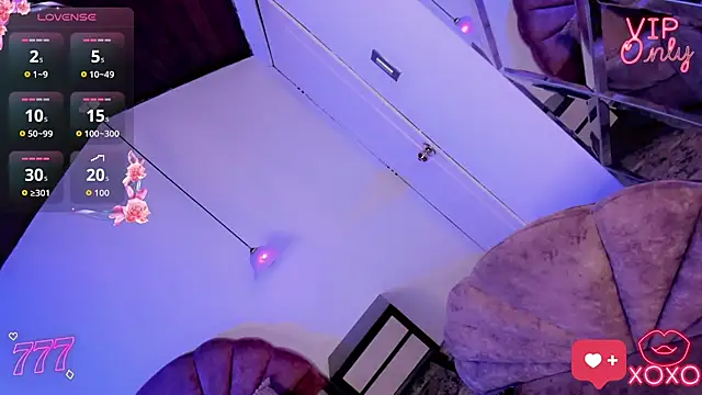 Alliemilky online show from April 8, 2026, 7:25 pm