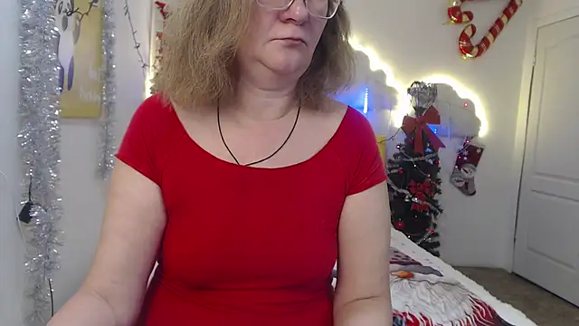 HolyMilfa online show from December 11, 2024, 7:20 am