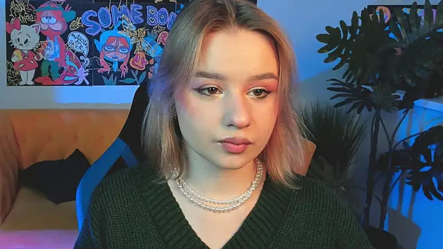 Snapshot of AdeleLoomis chatting on December 14, 2024, 5:36 pm AdeleLoomis online show from December 14, 2024, 5:36 pm