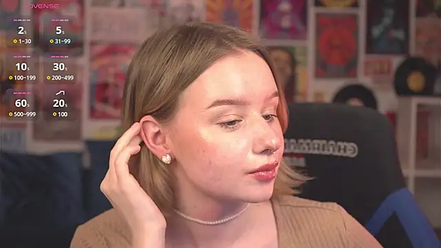 Snapshot of AdeleLoomis chatting on March 14, 2025, 8:42 am AdeleLoomis online show from March 14, 2025, 8:42 am