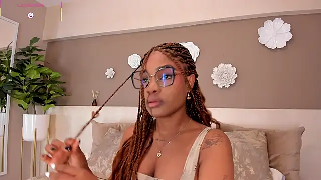 Snapshot of AriaFoster chatting on November 13, 2025, 4:00 am AriaFoster online show from November 13, 2025, 4:00 am