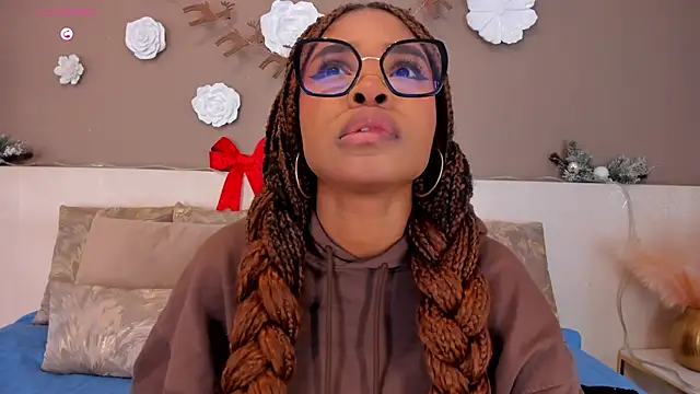 AriaFoster online show from December 15, 2025, 3:44 am