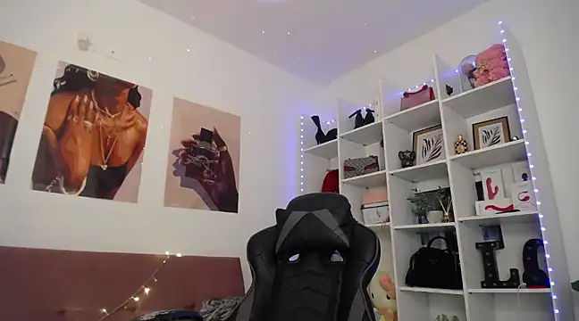 Snapshot of catalinapalencia chatting on February 10, 2025, 9:58 pm catalinapalencia online show from February 10, 2025, 9:58 pm