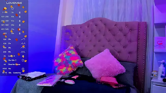 Snapshot of tokito_mitsuri chatting on January 15, 2025, 12:58 pm tokito mitsuri online show from January 15, 2025, 12:58 pm