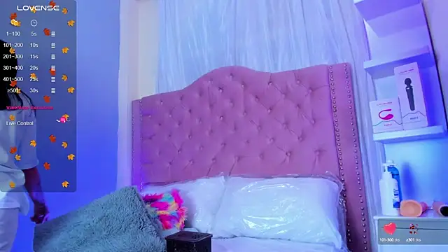 Snapshot of tokito_mitsuri chatting on February 3, 2025, 12:36 pm tokito mitsuri online show from February 3, 2025, 12:36 pm