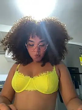 Snapshot of Lucy_wilson5 chatting on February 11, 2025, 6:08 am Lucy wilson5 online show from February 11, 2025, 6:08 am