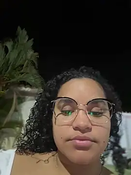 Snapshot of Lucy_wilson5 chatting on February 10, 2026, 3:32 am Lucy wilson5 online show from February 10, 2026, 3:32 am