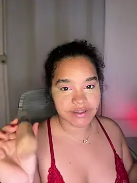 Snapshot of Lucy_wilson5 chatting on February 14, 2026, 2:41 am Lucy wilson5 online show from February 14, 2026, 2:41 am