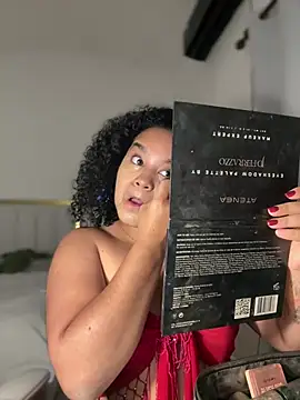 Snapshot of Lucy_wilson5 chatting on March 3, 2026, 3:23 am Lucy wilson5 online show from March 3, 2026, 3:23 am