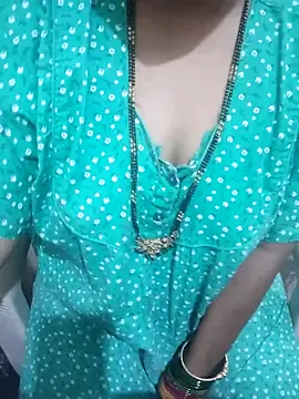 Snapshot of aliseanu chatting on September 29, 2025, 6:07 am aliseanu online show from September 29, 2025, 6:07 am