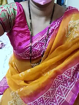 Snapshot of aliseanu chatting on October 14, 2025, 4:52 pm aliseanu online show from October 14, 2025, 4:52 pm