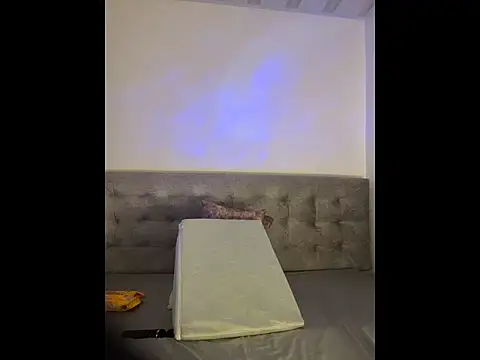 ScarletVelvetX online show from February 26, 2026, 3:16 am