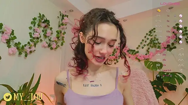 MyLou  online show from February 10, 2025, 3:21 pm