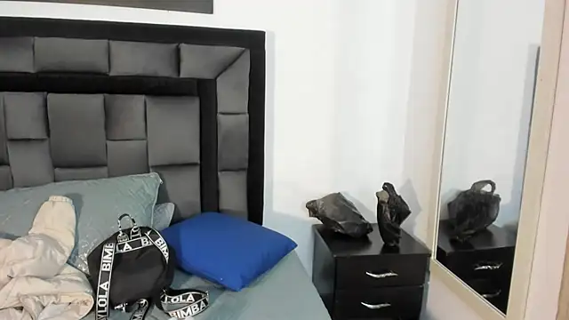 Dulce amg online show from October 2, 2025, 3:13 am