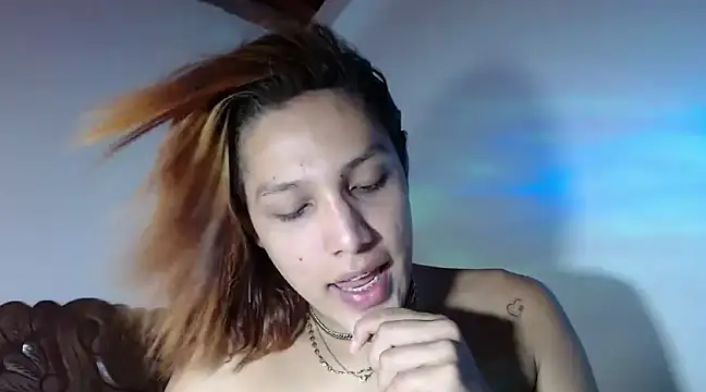 Snapshot of alexandra_lorens chatting on February 17, 2025, 4:15 pm alexandra lorens online show from February 17, 2025, 4:15 pm