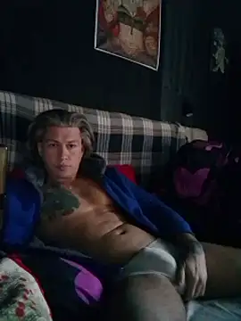 Snapshot of Lovely_milk chatting on March 1, 2025, 2:13 pm Lovely milk online show from March 1, 2025, 2:13 pm