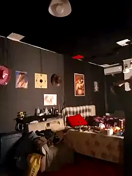 Snapshot of Lovely_milk chatting on March 22, 2025, 3:31 pm Lovely milk online show from March 22, 2025, 3:31 pm