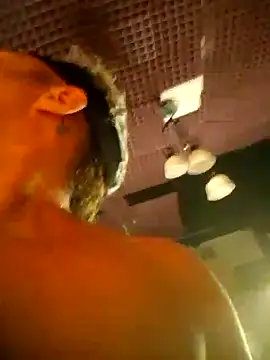 Snapshot of Lovely_milk chatting on September 18, 2025, 11:01 am Lovely milk online show from September 18, 2025, 11:01 am