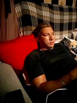 Snapshot of Lovely_milk chatting on November 9, 2025, 4:16 pm Lovely milk online show from November 9, 2025, 4:16 pm