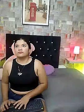 Snapshot of aaron_antonella_mds chatting on February 5, 2025, 7:42 pm aaron antonella mds online show from February 5, 2025, 7:42 pm