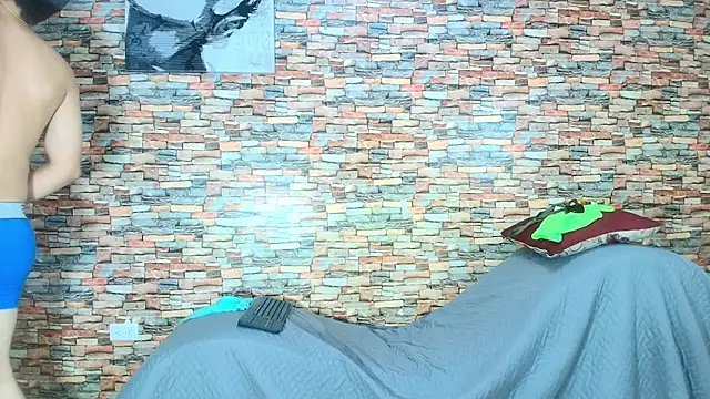 Snapshot of aaron_antonella_mds chatting on November 2, 2025, 8:55 pm aaron antonella mds online show from November 2, 2025, 8:55 pm