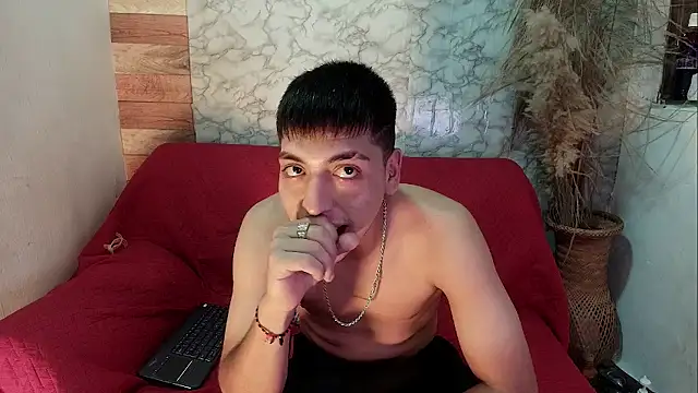 aaron antonella mds online show from February 1, 2026, 8:40 pm