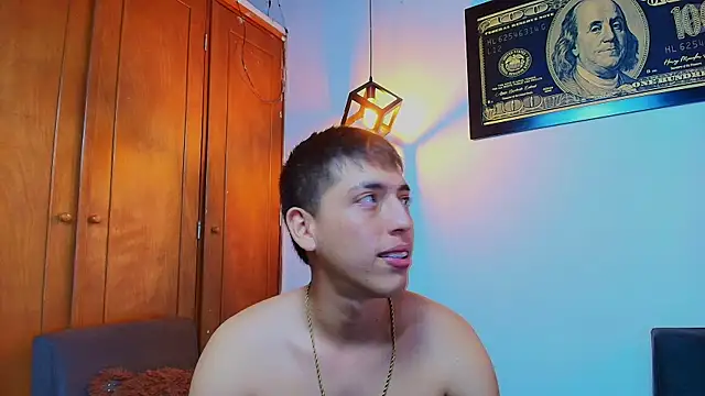 aaron antonella mds online show from April 4, 2026, 8:39 pm