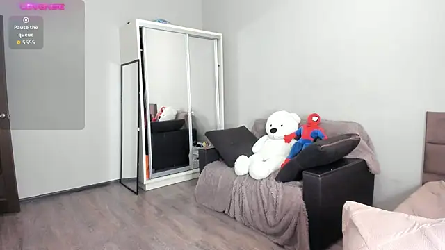 Aurelia kato online show from March 31, 2026, 5:08 am