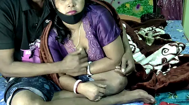 Snapshot of Couple_For_You18 chatting on January 3, 2025, 5:10 pm Couple For You18 online show from January 3, 2025, 5:10 pm