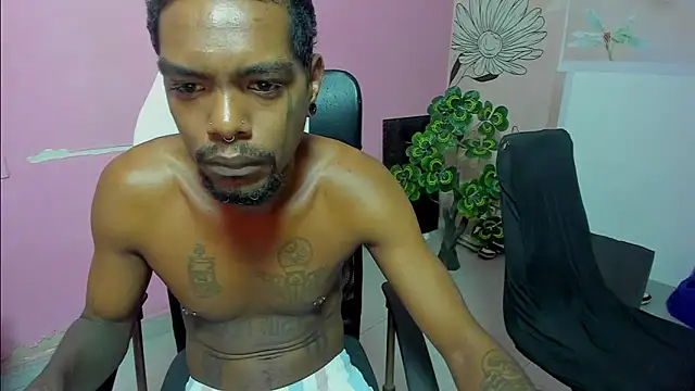 Snapshot of bigblackhotx1 chatting on February 27, 2026, 10:15 am bigblackhotx1 online show from February 27, 2026, 10:15 am