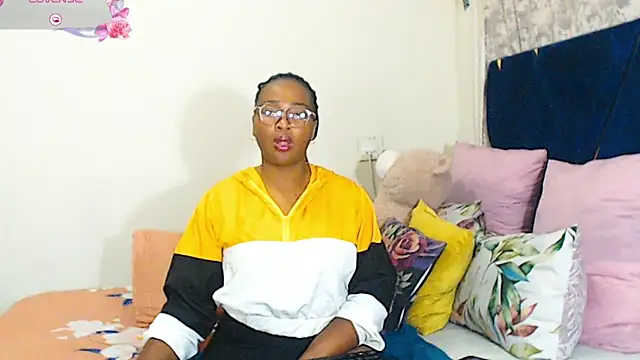 veronica1xxx online show from March 23, 2026, 7:40 pm