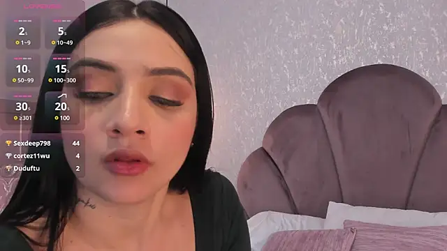 Snapshot of Harper-Avary chatting on January 20, 2025, 6:21 pm Harper-Avary online show from January 20, 2025, 6:21 pm