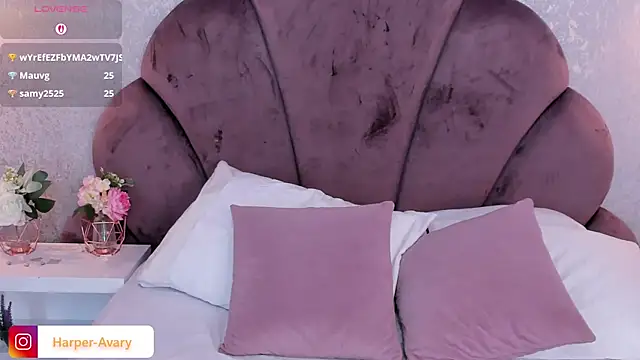 Snapshot of Harper-Avary chatting on March 19, 2025, 4:34 pm Harper-Avary online show from March 19, 2025, 4:34 pm