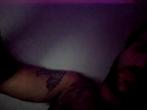 workhard87 online show from November 9, 2025, 9:18 am